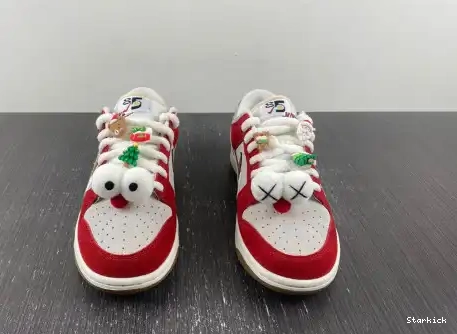 Green Brown Red 85 Low White Christmas SB DO9457-112 Dunk Nike 0504